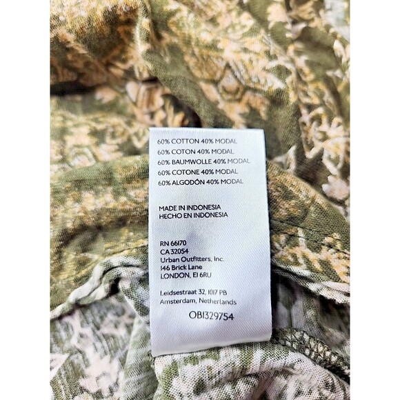 PILCRO x ANTHRO Spliced Neck Tee in Green Geometric Diamond Womens Medium - Picture 7 of 7